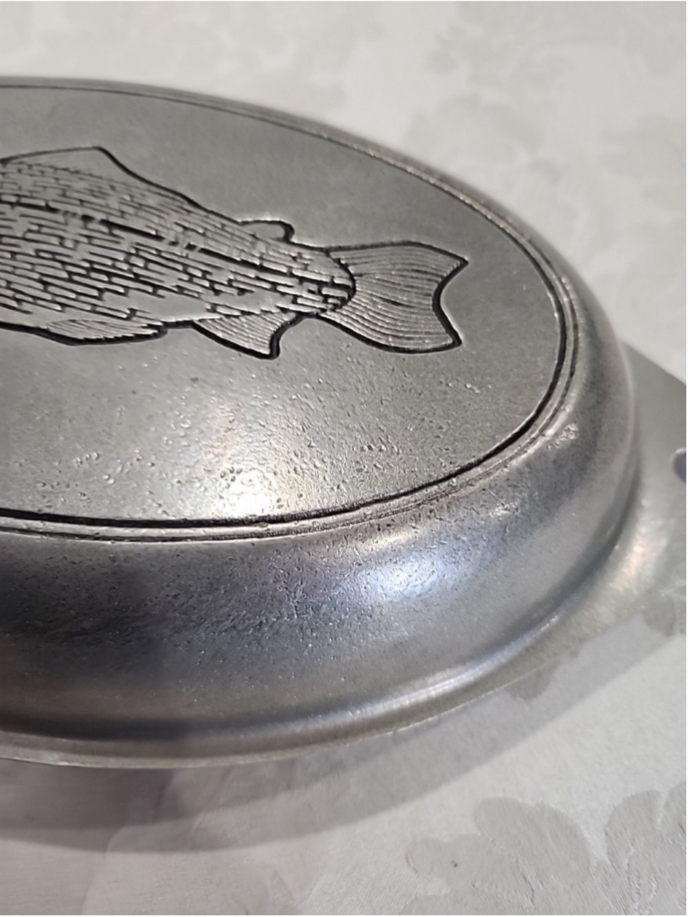 Wilton Armetale Fish Platter Pewter Large Oval Handled 14" Silver Vintage - Picture 4 of 16